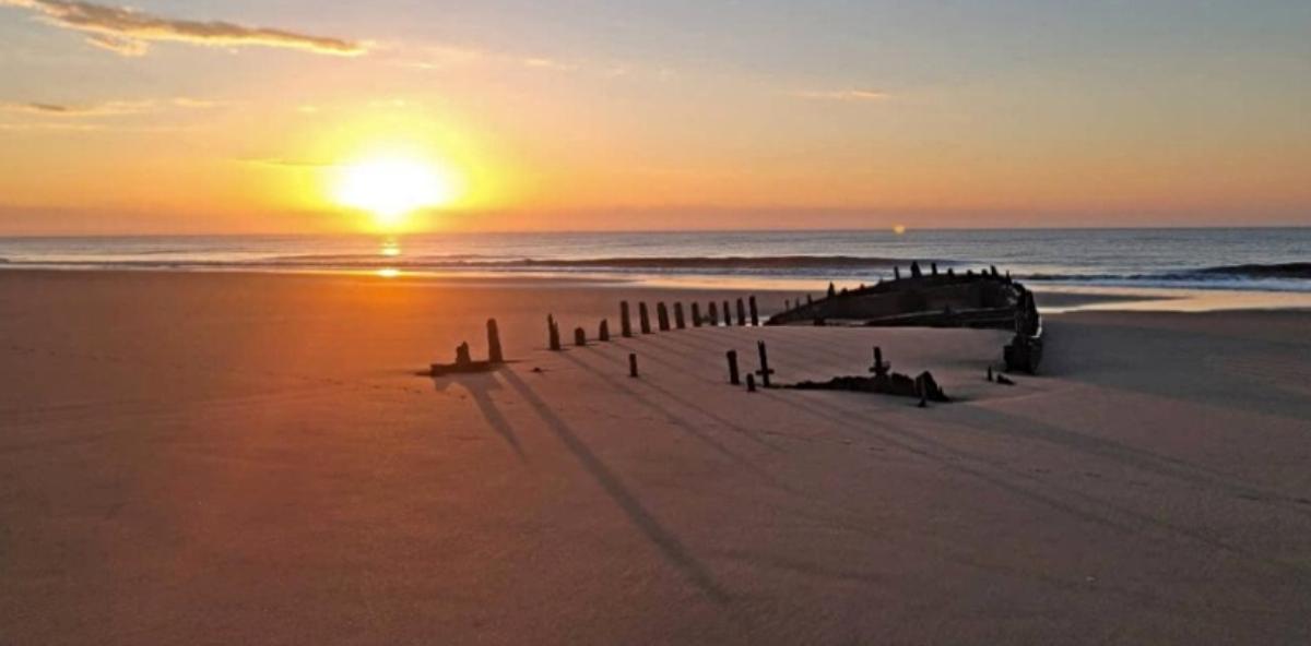 Vacaciones 2023/24: Conocé la Florianópolis argentina, la playa de 160 habitantes que era la preferida de Maradona