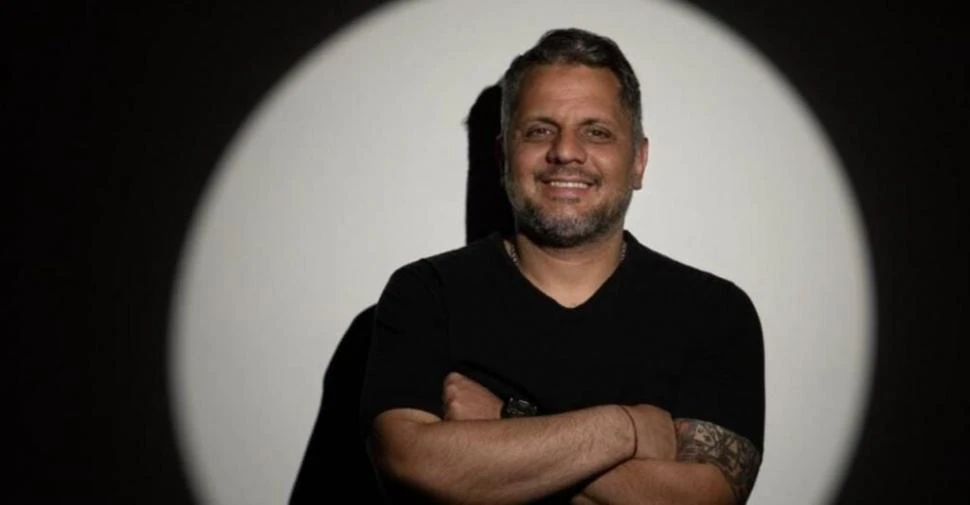 STAND UP. La idiosincrasia de los tucumanos observada, analizada y explotada de la risa en el monólogo.