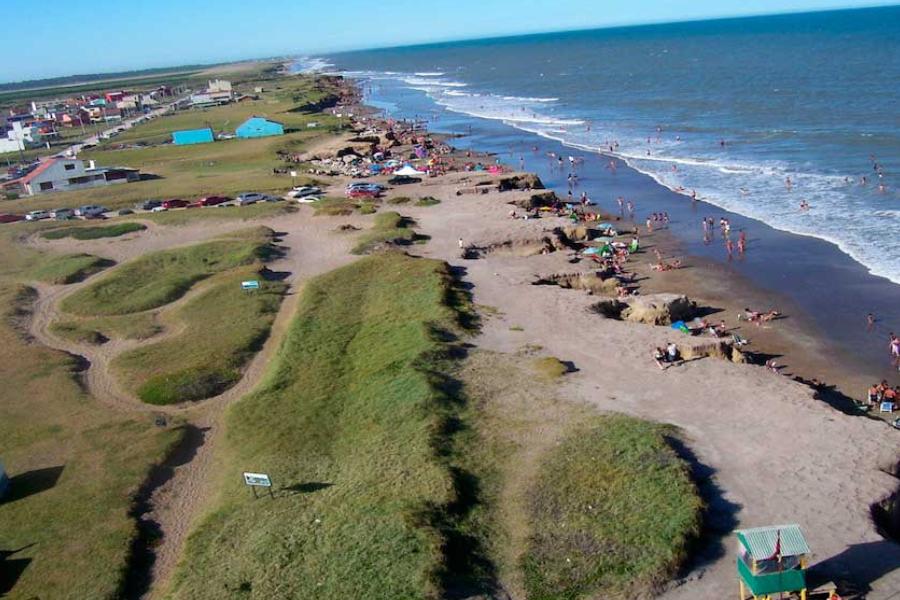 Vacaciones 2023/24: descubrí las tres playas más tranquilas y solitarias de la Costa Atlántica