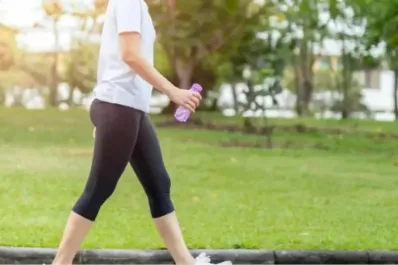 ¿Qué comer antes y después de salir a caminar?