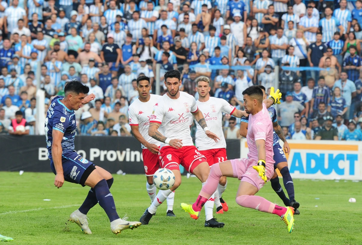 El decano no pudo con Huracán. 