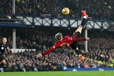 Video: reviví el golazo de Alejandro Garnacho que es candidato al premio Puskás