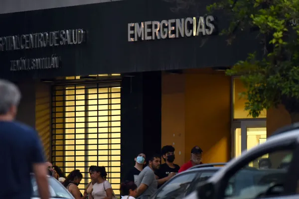 Una mujer sufrió quemaduras en el 40% de su cuerpo: investigan a su concubino