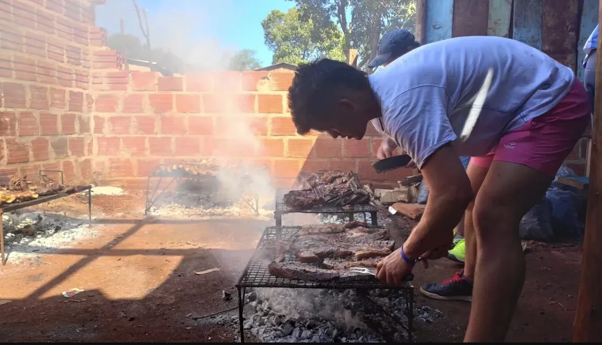 Clásico asado solidario de Un Plato Caliente