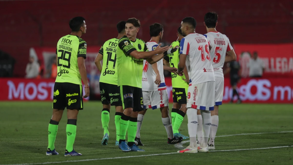 PAREJO. Barracas Central y Argentinos en un partido entretenido no se sacaron ventajas. FOTO @barracascentral