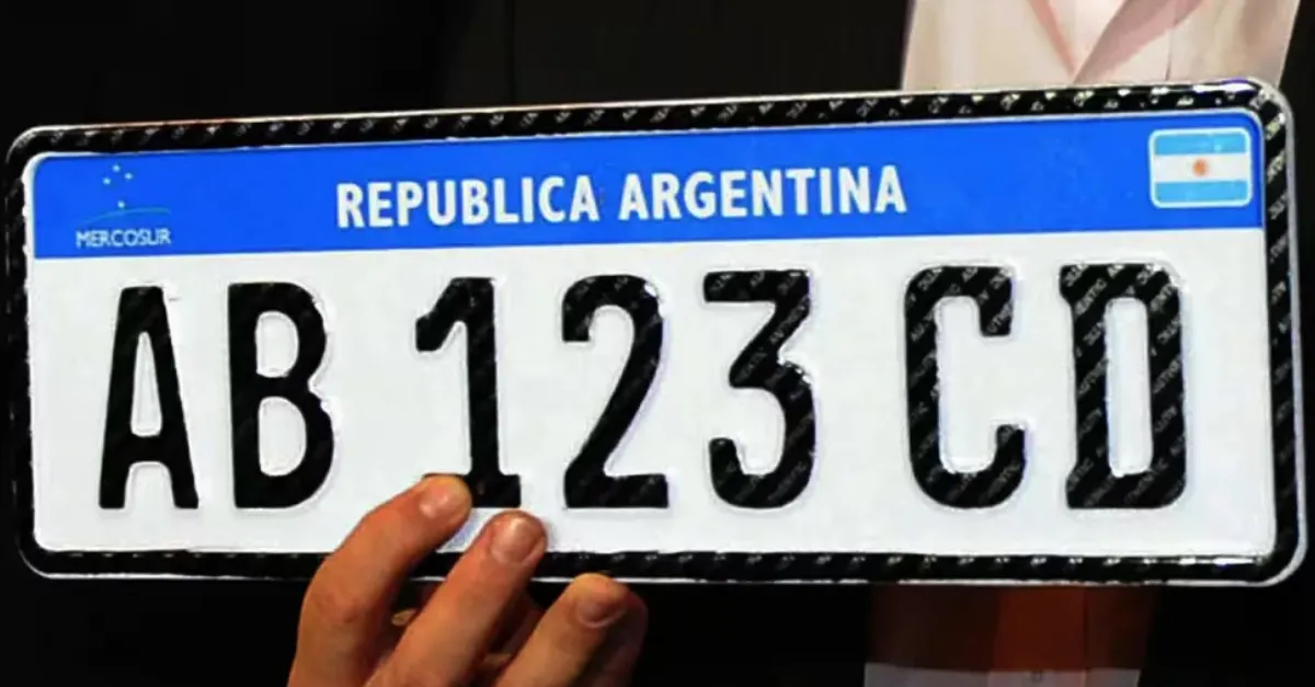 Atención conductores: ¿quiénes pueden circular con patentes de papel y por qué?
