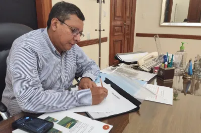 El Gobierno analizará la deuda de cada municipio para asistirlos con recursos