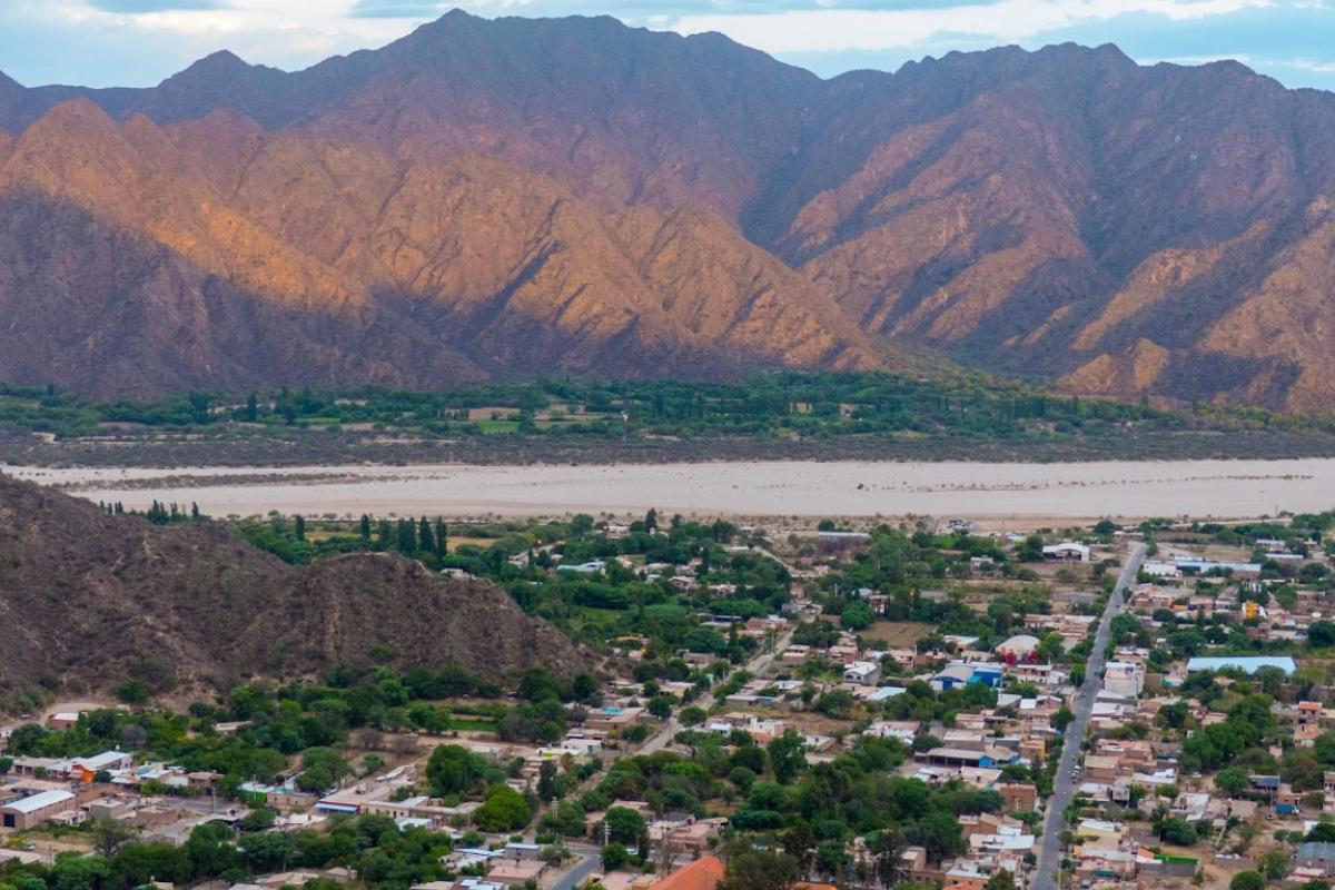 Vacaciones 2023/24: cuáles son las dos joyas desconocidas del norte argentino ideales para visitar en verano