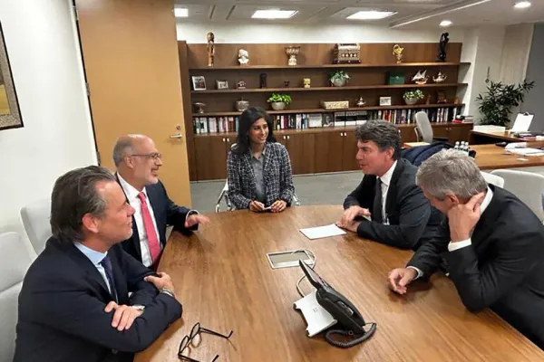 El FMI les pidió medidas urgentes a Caputo y a Posse