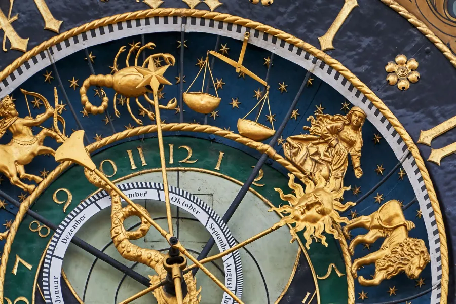 Horóscopo de hoy: que le aconsejan los astros en el amor y el dinero a cada signo 