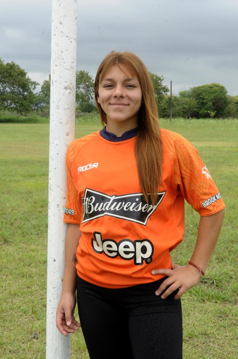 PIEL NARANJA. Aylen Grima fue una de las jugadoras destacadas de Corsarios a lo largo de la temporada, al punto de ganarse un lugar en el seleccionado en pocos meses.