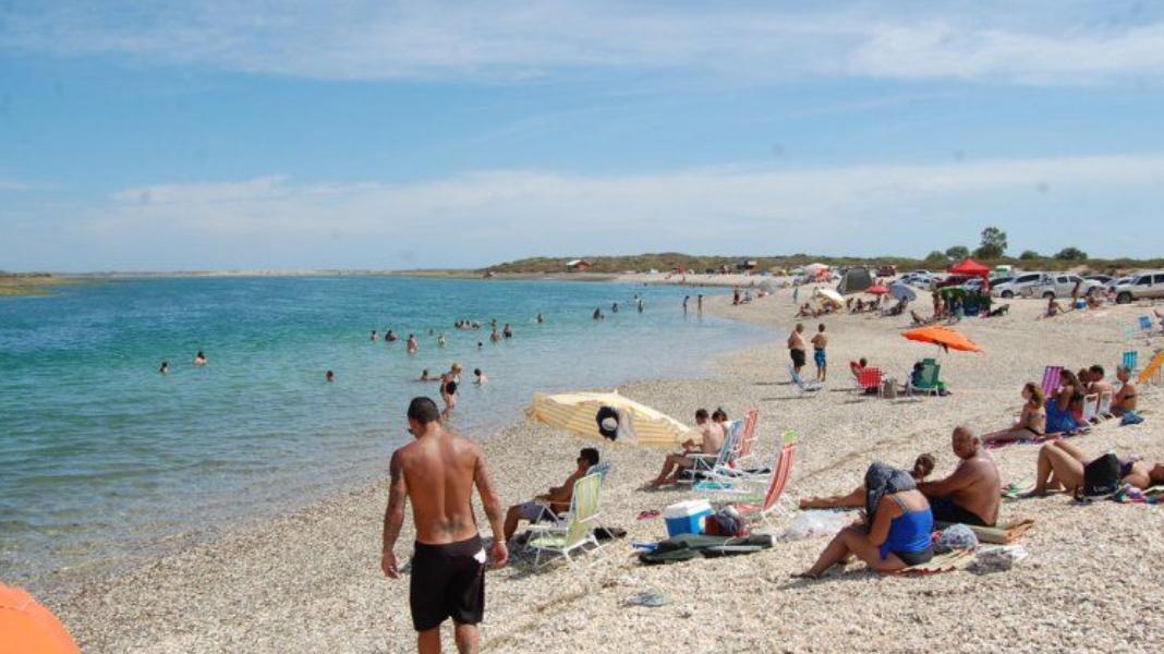 Vacaciones 2023/24: conocé el Caribe Argentino, una de las playas más lindas y escondidas del país