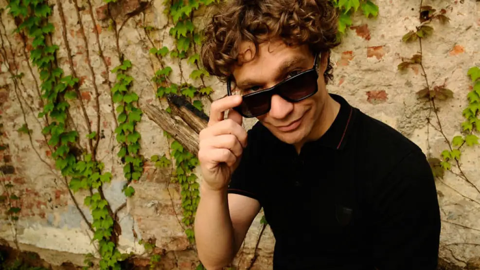 DIEGO TUÑÓN. El tecladista se siente en un universo paralelo.