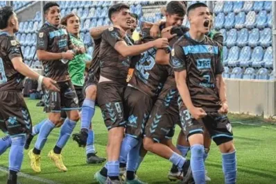 Platense es el primer semifinalista de la Copa de la Liga