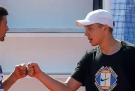 El padre del campeón del ATP Next Gen Finals comparó la ayuda que recibió de Djokovic con un llamado de Messi