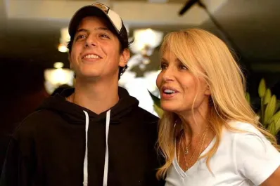 Máximo Menem, hijo de Cecilia Bolocco, rompió el silencio y reflexionó sobre su cáncer cerebral