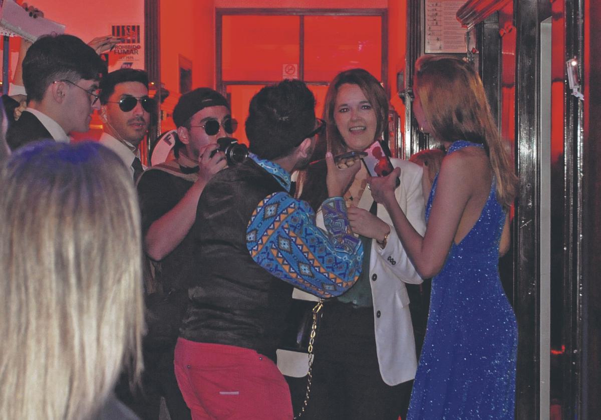 CUAL ESTRELLAS. Así fueron recibidos los invitados de LA GACETA. 