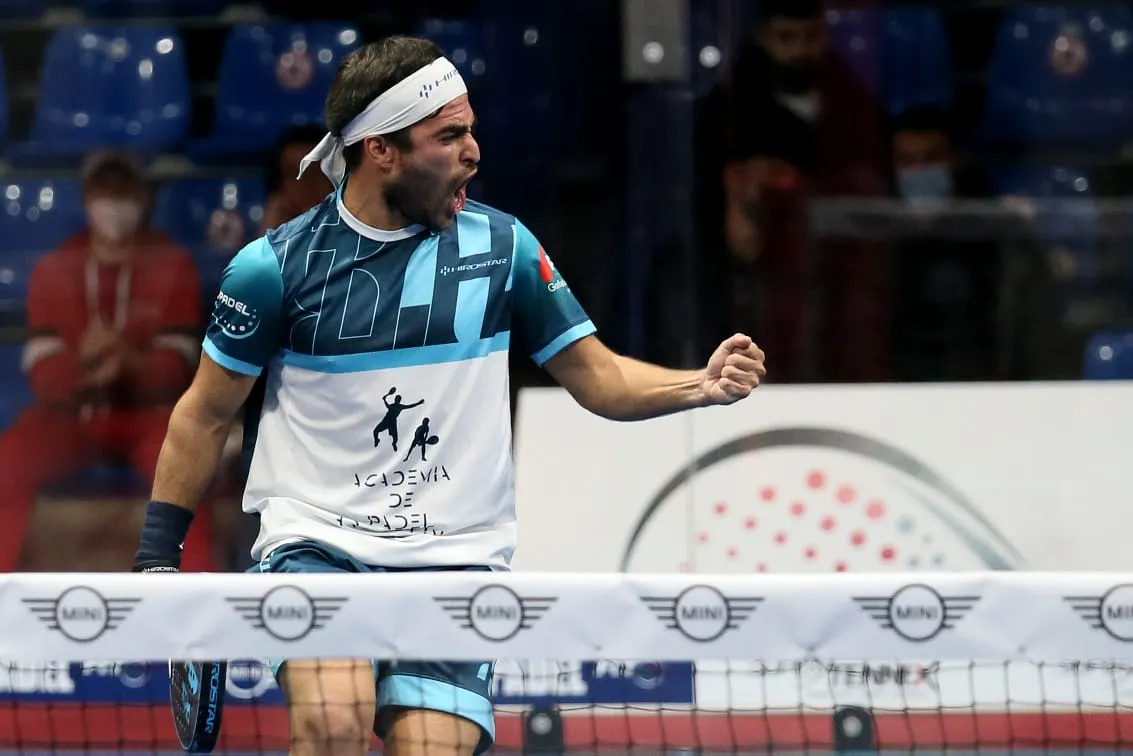 EN ACCIÓN. Salandro tomó el pádel como una profesión y se mudó a Italia. 