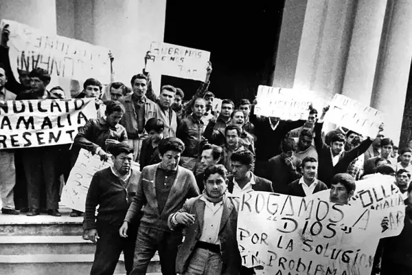 En 40 años, gobiernos de distintos signos no pudieron revertir el persistente deterioro laboral