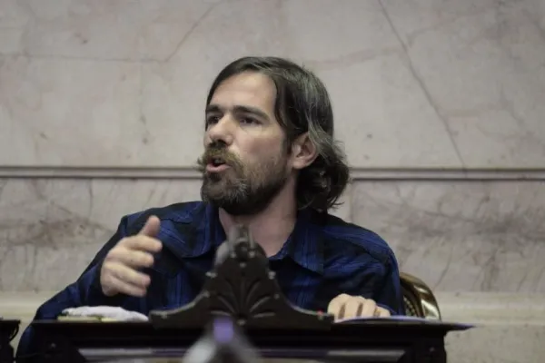 El cruce de Nicolás del Caño con Javier Milei por el guiño de Elon Musk: “Es un lamebotas”