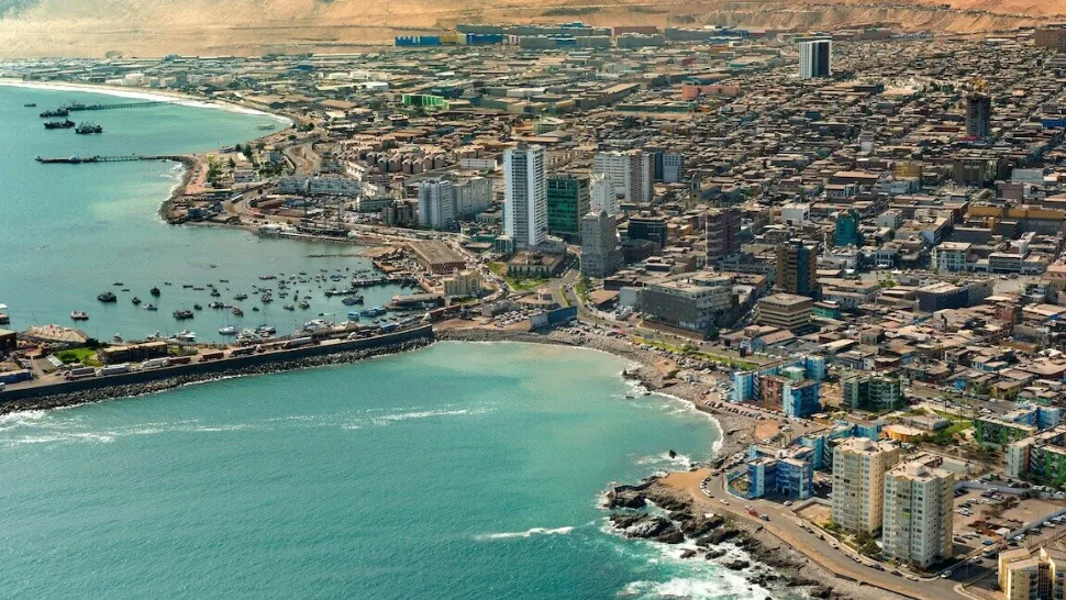 Playas de Chile. Por la misma distancia que la costa argentina, podés conocer las mejores playas chilenas