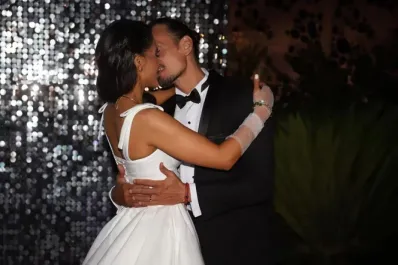 Así fue la gran boda de Celeste Muriega y Christian Sancho: tres vestidos de novia y mucha emoción