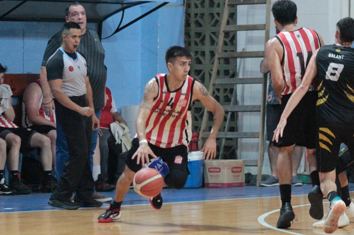 MEJOR JUGADOR. Joaquín Acosta fue elegido como el mejor jugador del torneo Pre Federal.