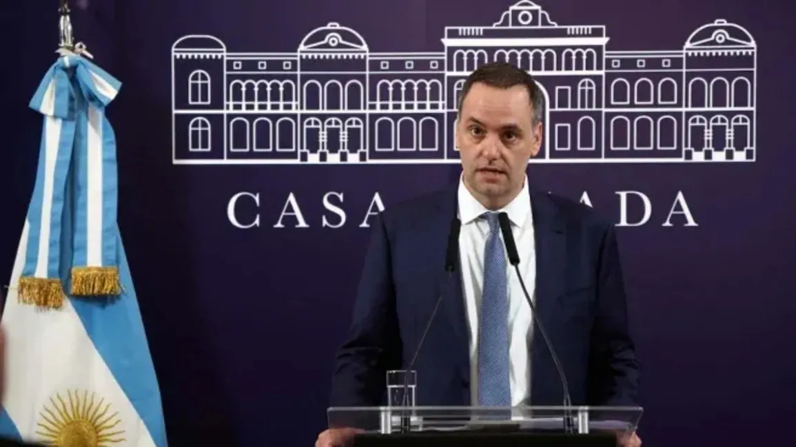 MANUEL ADORNI. El vocero presidencial dio su primera conferencia de prensa.