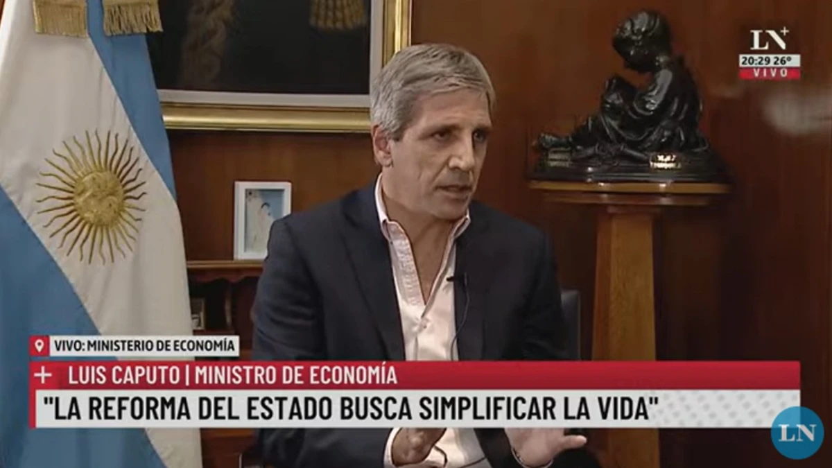 Luis Caputo: La inflación está subiendo 1% diario, que es casi 3.700% anual