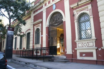 Poesías, performance y sonidos en el MUNT