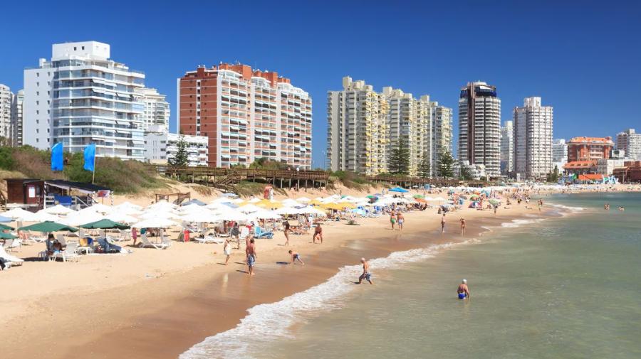 Vacaciones 2023/24: cuánto sale ir a Punta del Este este verano