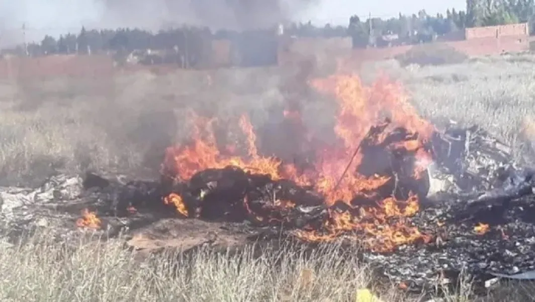 Se investigan las causales del siniestro de la avioneta en Neuquén (Twitter).