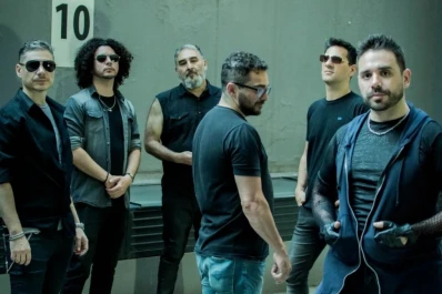 Tributo en el teatro Alberdi al tecno pop de Depeche Mode