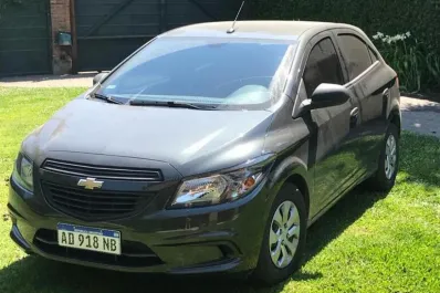 Yerba Buena: le robaron el auto de la puerta de su casa