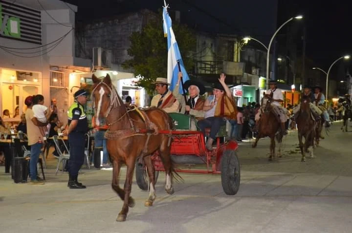 FIGURA. Don “Cheché” conjugó hace 72 años su devoción por la Virgen con la pasión de jinete y creó la agrupación gaucha.