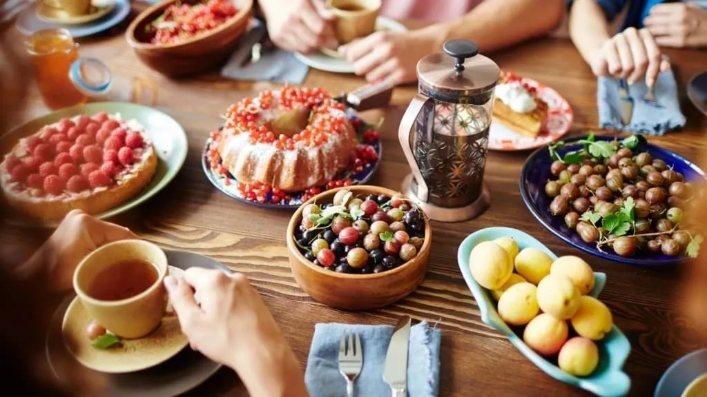 Armar una mesa navideña saludable es posible