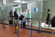 Jaldo viajó en un vuelo comercial para reunirse con Milei: los detalles del encuentro