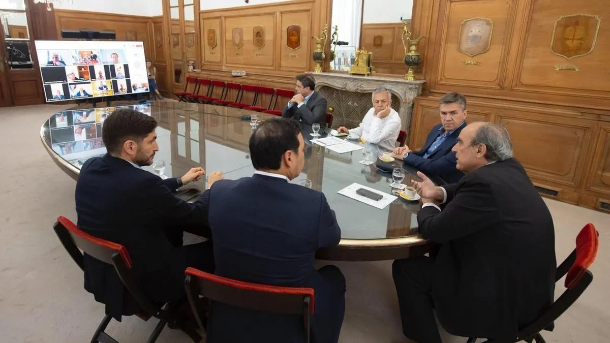 Este martes será el primer encuentro institucional entre el Presidente y los gobernadores Foto: Presidencia.