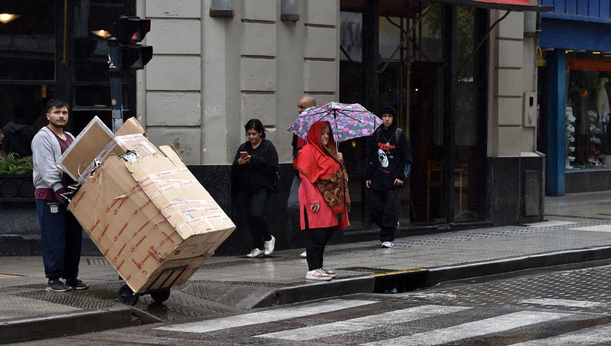 ALGO FRESCO. Las constantes lluvias provocaron el descenso de la temperatura en Tucumán.