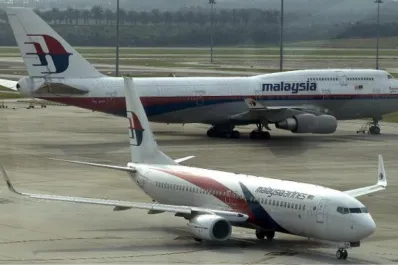 A 10 años de la desaparición, un pescador hizo sorprendentes revelaciones sobre el accidente aéreo de Malaysia Airlines