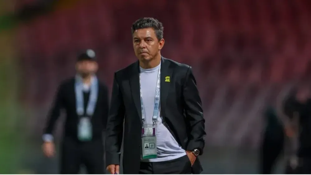 Marcelo Gallardo no puede levantar cabeza en Arabia Saudita. 