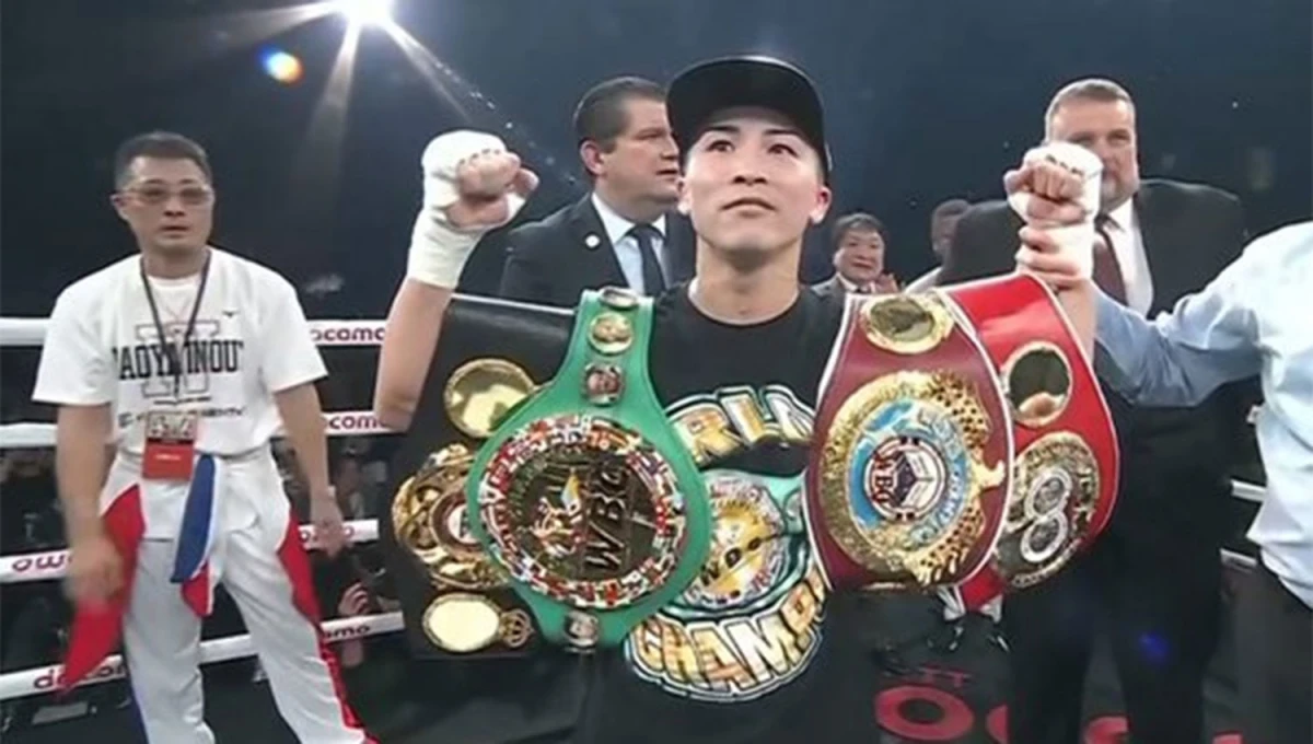 IMPARABLE. Naoya Inoue terminó la pelea con dos golpes francos a la cabeza de Tapales. 