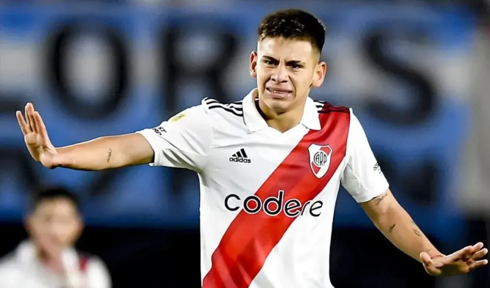 El caso Echeverri, la novela del verano en River