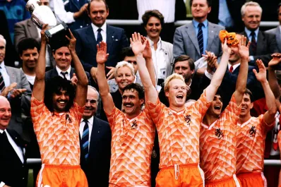 Dos camisetas argentinas, entre las 33 mejores de la historia