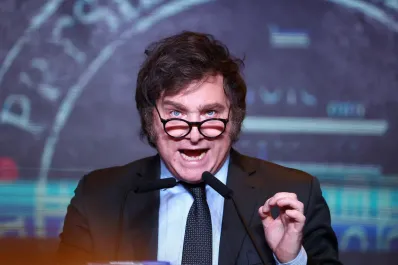 Javier Milei: Arrastran los pies con nuestras reformas, pero le aprueban a Kicillof un aumento de impuestos