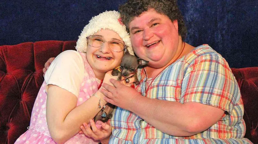 La desgarradora historia de Gypsy Rose: planeó el crimen de su mamá por obligarla a fingir enfermedades y hoy sale en libertad