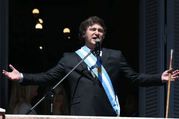 Especulación I: a favor del DNU ómnibus