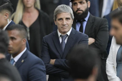 Fondo de Garantías Sustentable: denuncian a Caputo y a otros funcionarios nacionales