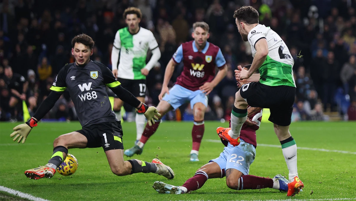 ESTIRAR VENTAJAS. Liverpool es líder y viene de vencer como visitante, por lo que una victoria hoy le permitirá afianzarse en la cima.