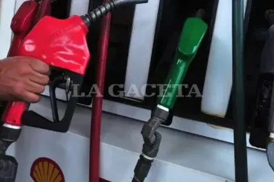 Algunas petroleras subieron el precio de las naftas desde la medianoche